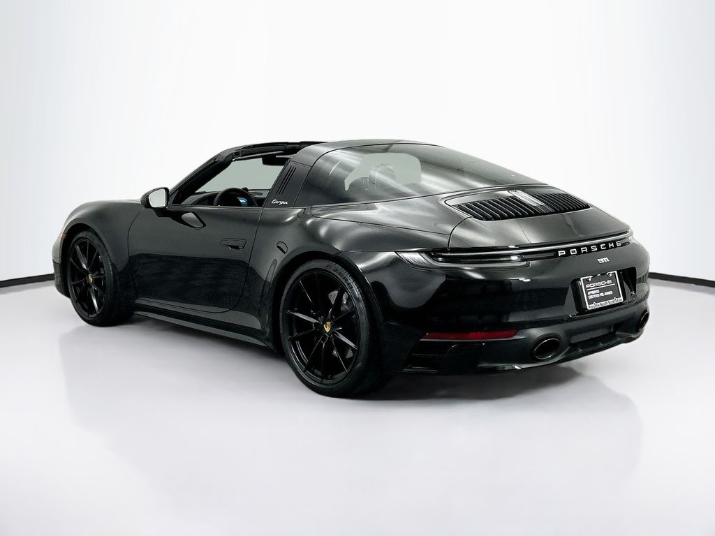 Thumbnail: 2021 Porsche 911 - 3