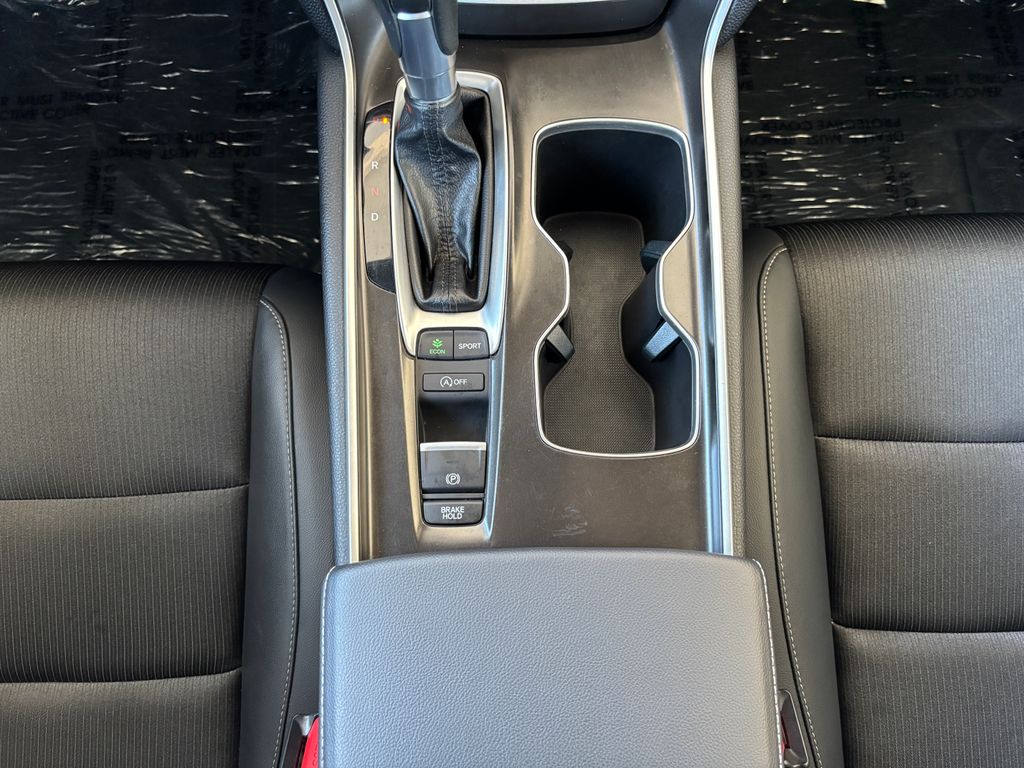 Thumbnail: 2022 Honda Accord - 17