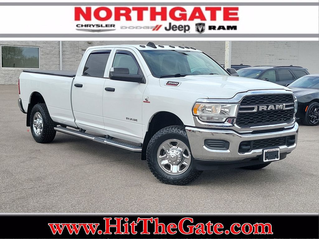Bright White Clearcoat 2019 RAM 3500 Tradesman Crew Cab LB 4WD Pickup Truck Four-Wheel Drive 6-Speed Automatic