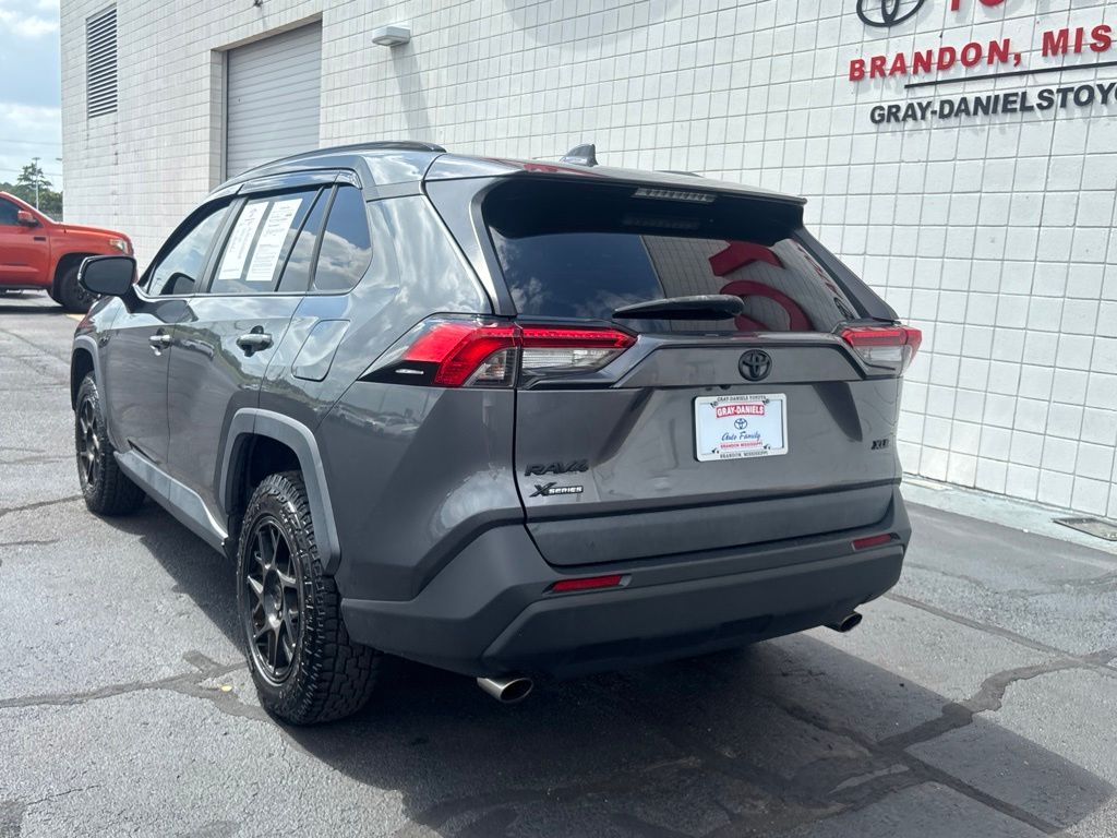 Used 2020 Toyota RAV4 SUV