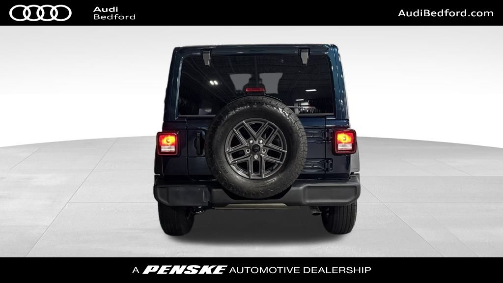 Thumbnail: 2025 Jeep Wrangler - 5