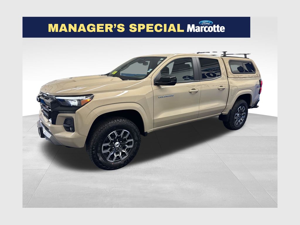 Sand Dune Metallic 2024 Chevrolet Colorado Z71 Crew Cab 4WD Pickup Truck Four-Wheel Drive 8-Speed Automatic