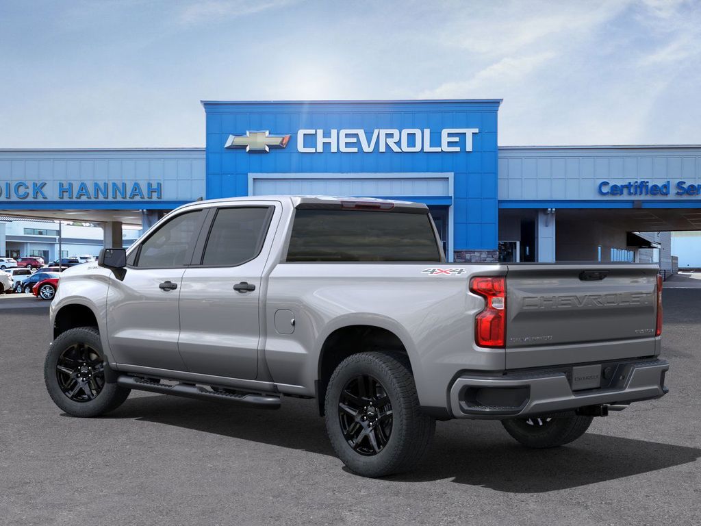 2025 Chevrolet Silverado 1500 Custom