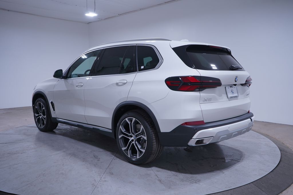 2025 BMW X5 sDrive40i 3