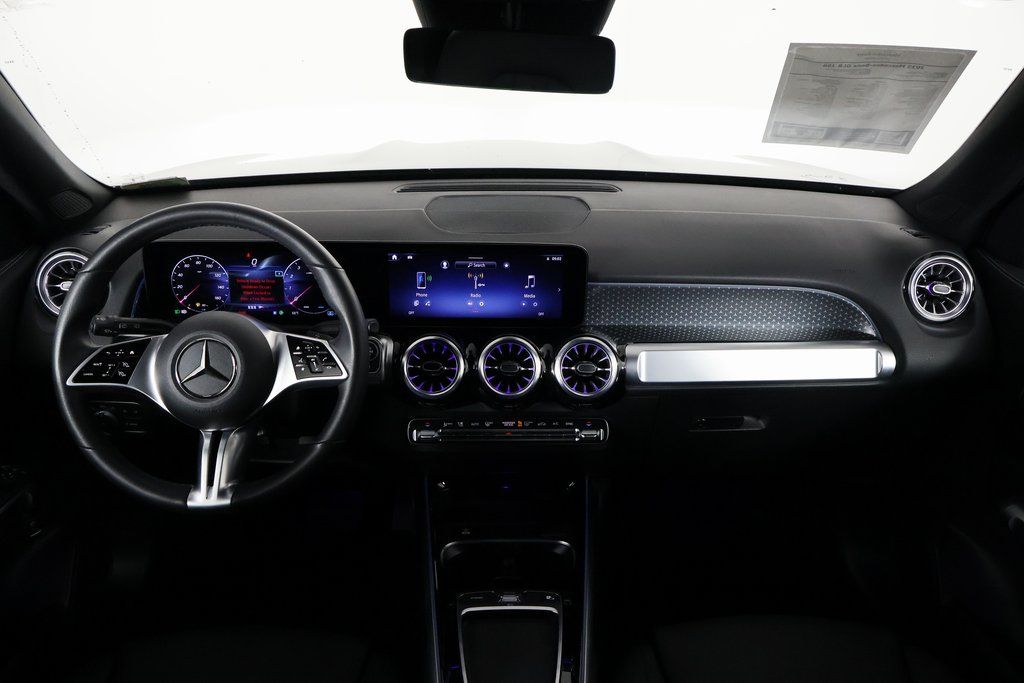 Thumbnail: 2025 Mercedes-Benz GLB - 8