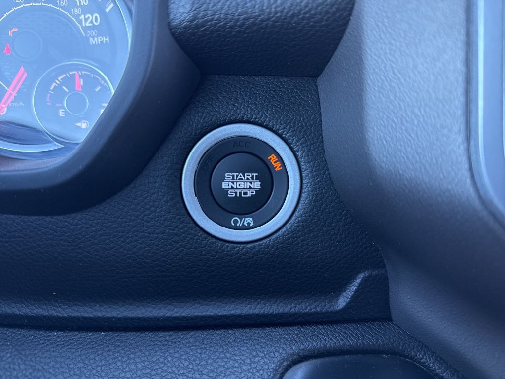 Certified Used 2022 Black Ram Big Horn/Lone Star image 50