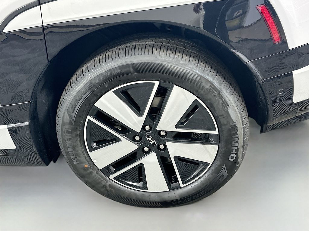 Thumbnail: 2026 Hyundai Ioniq - 23