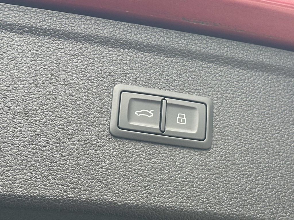 Thumbnail: 2019 Audi Q5 - 26