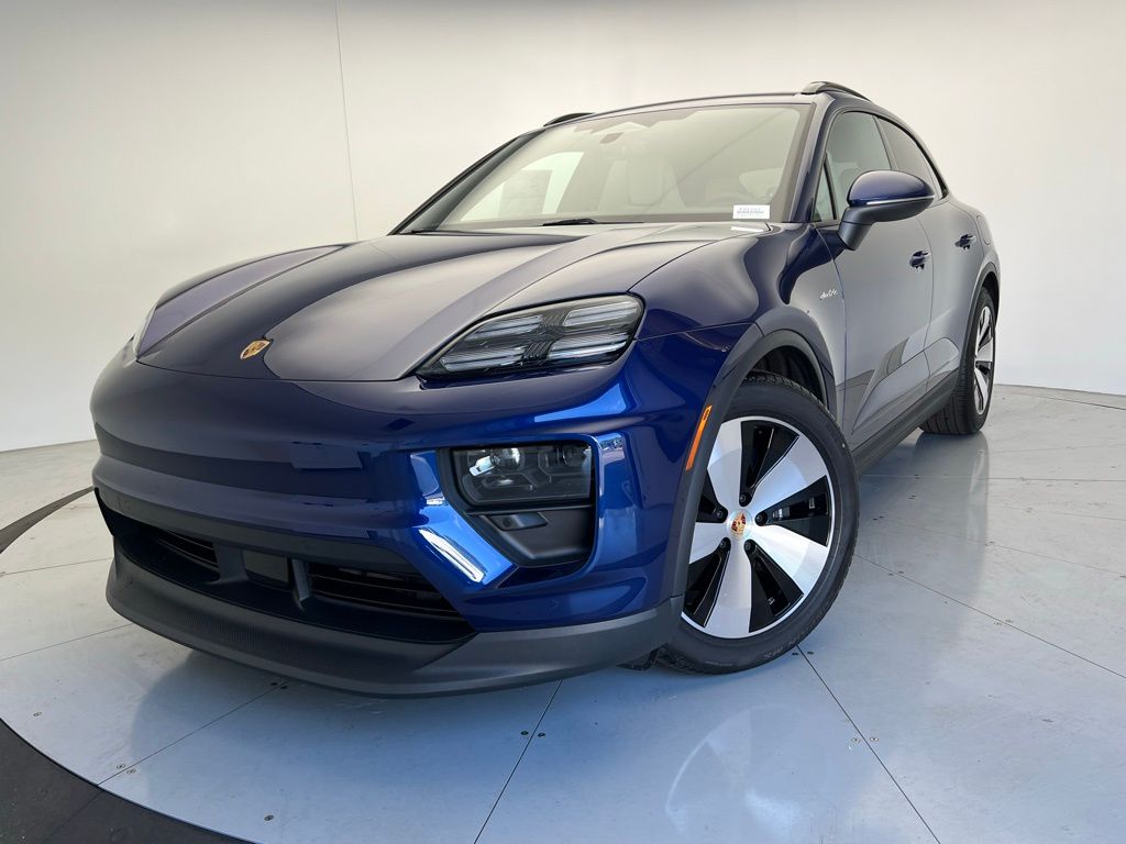 Thumbnail: 2025 Porsche Macan - 1