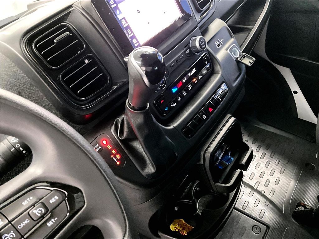 2025 Ram ProMaster 2500 — photo 18