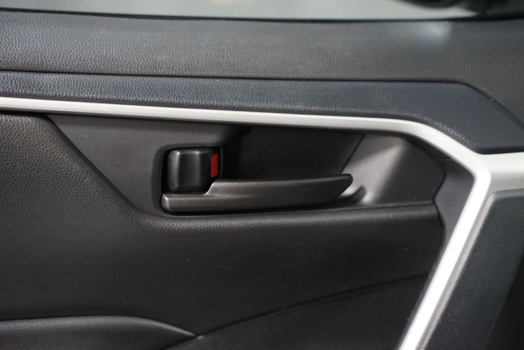 Thumbnail: 2024 Toyota RAV4 - 30