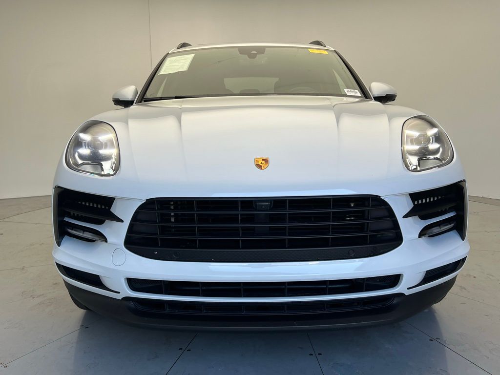 Thumbnail: 2021 Porsche Macan - 25