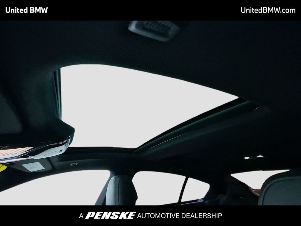 Thumbnail: 2020 BMW 8 Series - 12