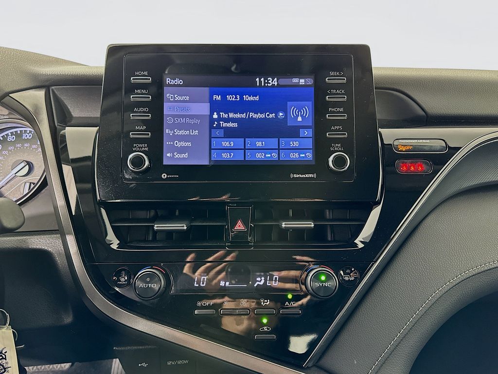 2023 Toyota Camry SE 14