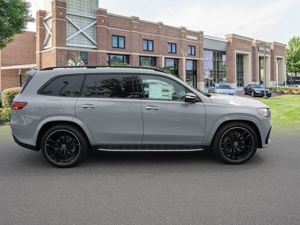 2025 Mercedes-Benz GLS 450 4MATIC 6