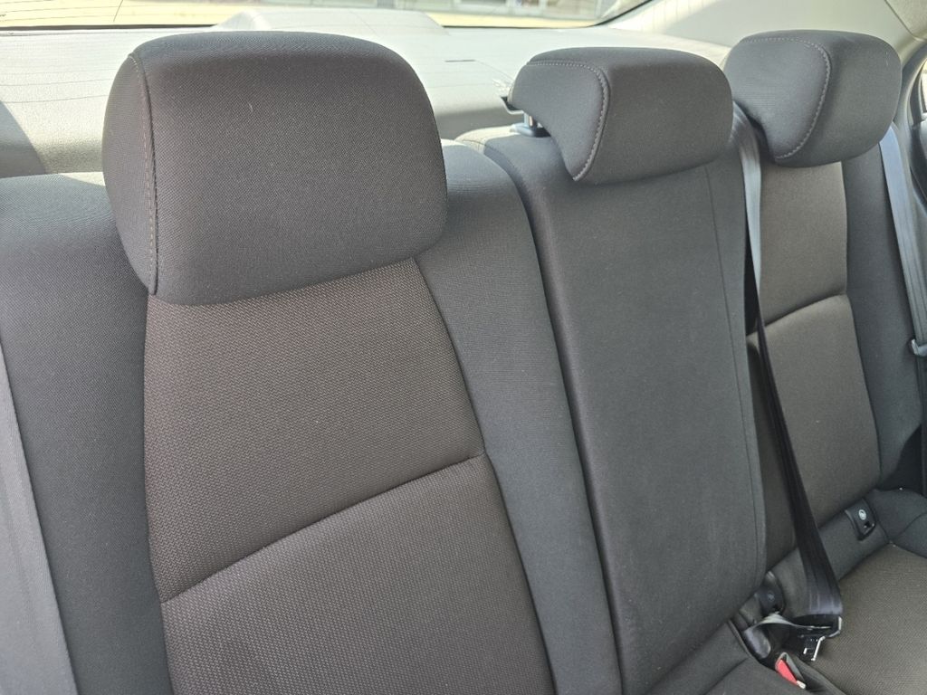 Used 2022 White Mazda 2.5 S image 18