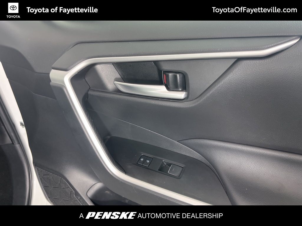 Thumbnail: 2023 Toyota RAV4 - 9