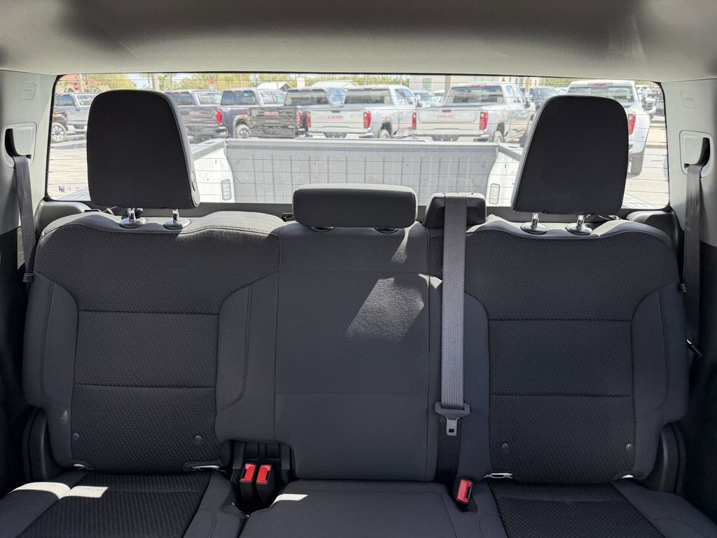 new 2025 GMC Sierra 1500 car, priced at $40,097