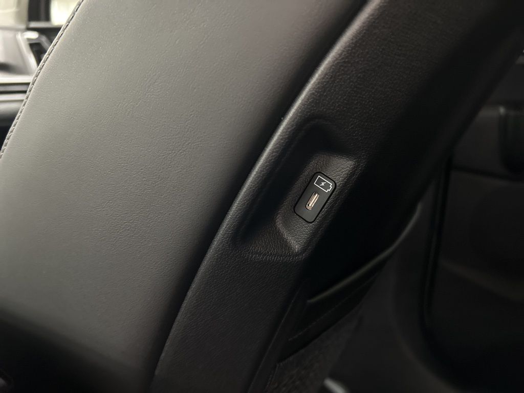 new 2026 Kia Sorento car, priced at $42,106