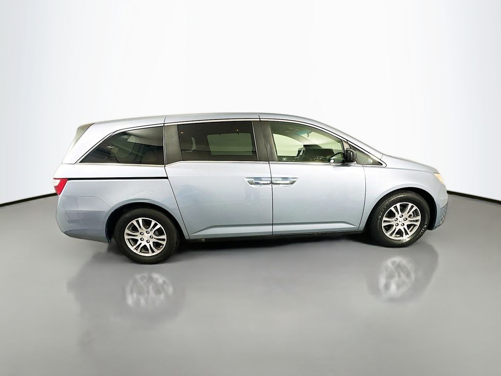 Thumbnail: 2011 Honda Odyssey - 4