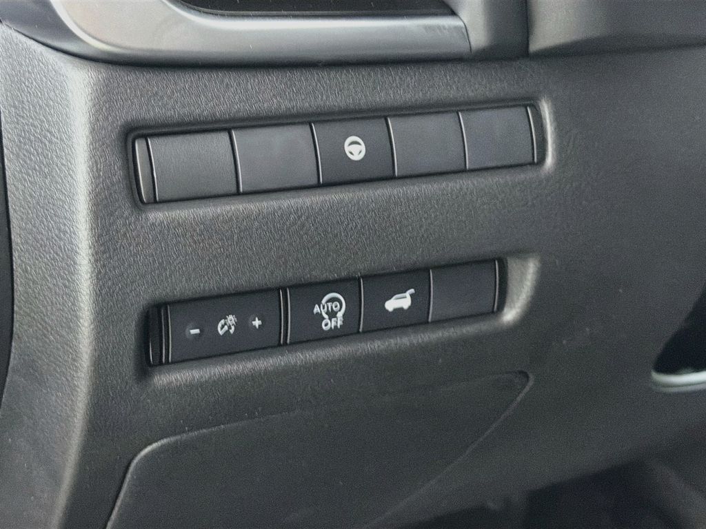 Used 2024 Nissan Rogue SUV