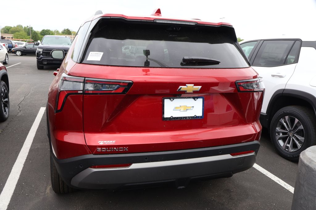 2026 Chevrolet Equinox LT 9