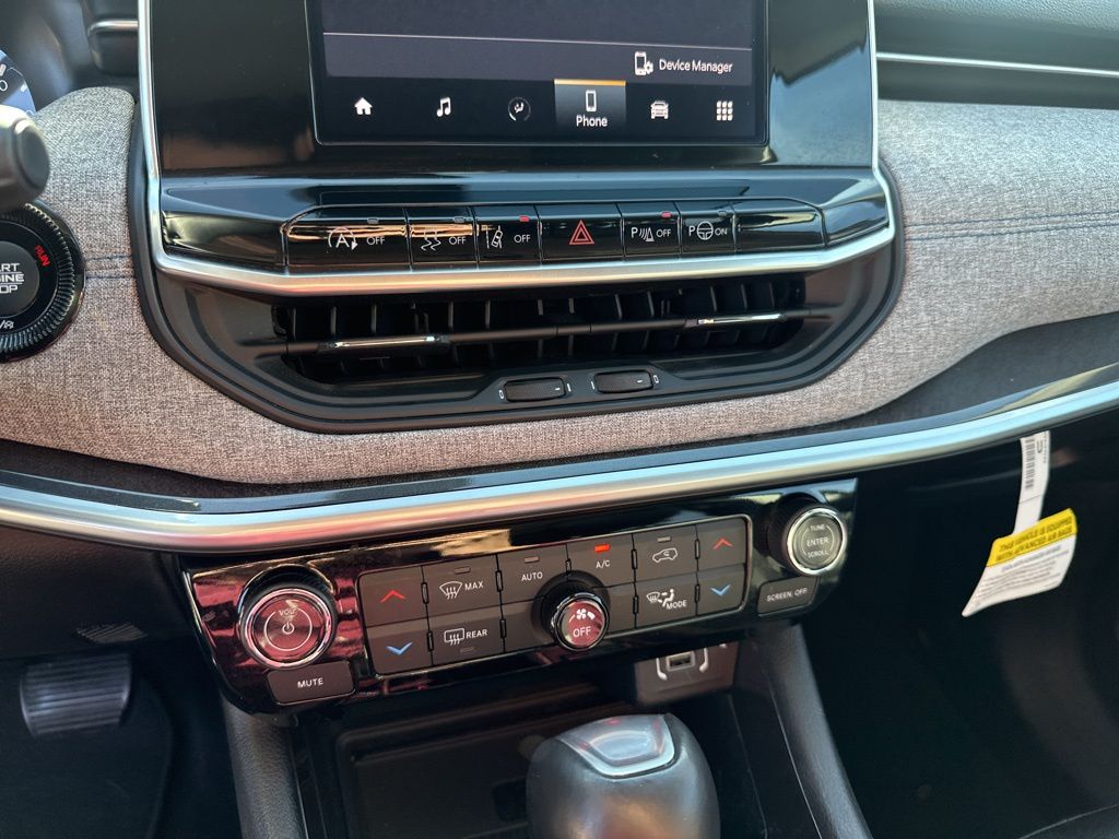 Used Car 2022 Jeep Compass  Latitude For Sale Under $20,000 In Austin, Texas