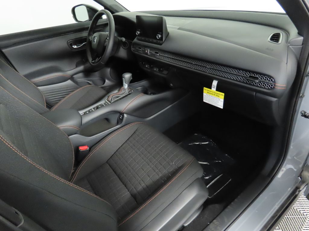 2025 Honda HR-V Sport 17