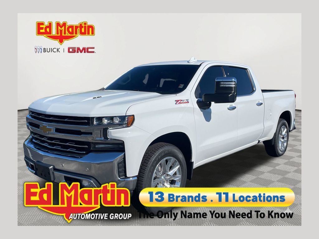 Summit White 2021 Chevrolet Silverado 1500 Pickup Truck Four-Wheel Drive Automatic