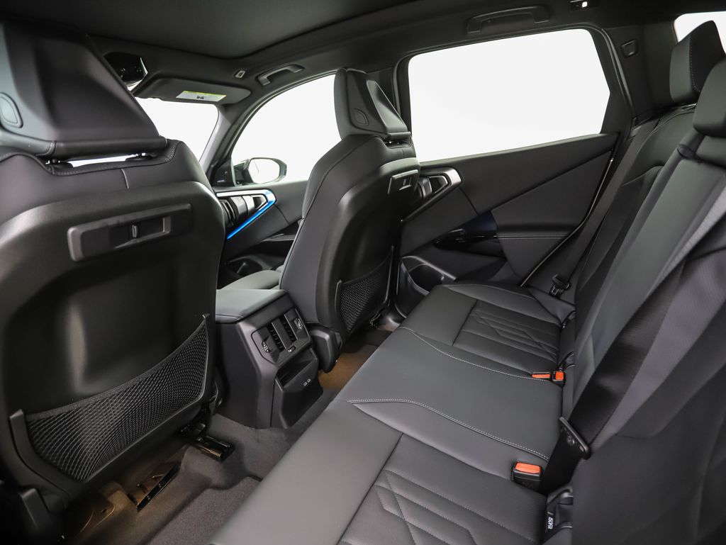 Thumbnail: 2026 BMW X3 - 21