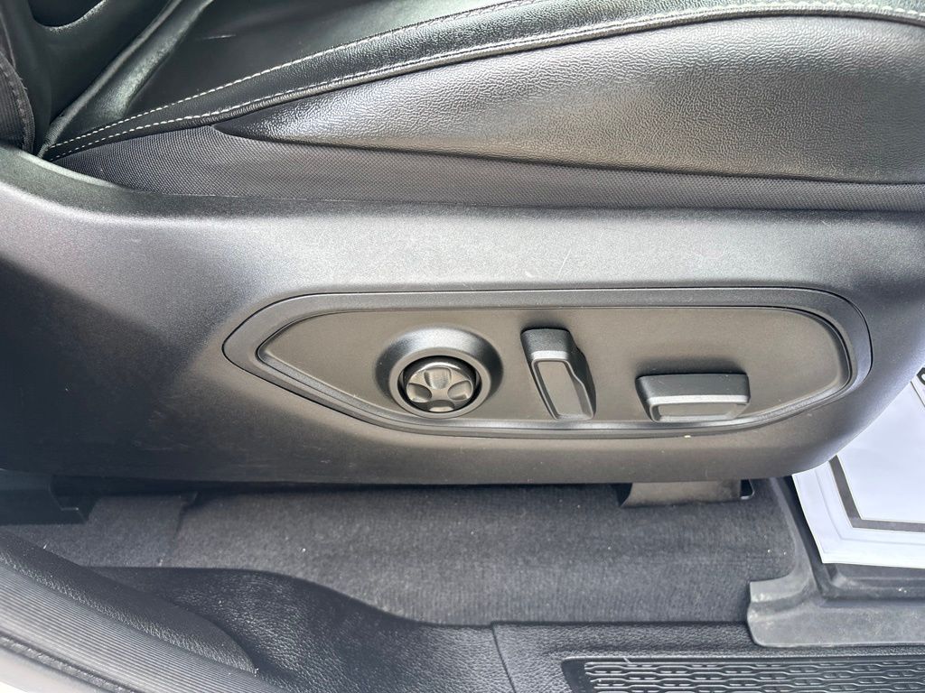 Used 2023 Jeep Grand Cherokee L SUV