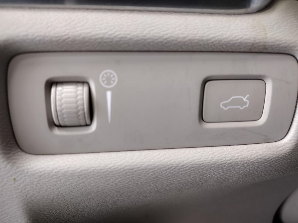 2021 Volvo S60 T6 Momentum