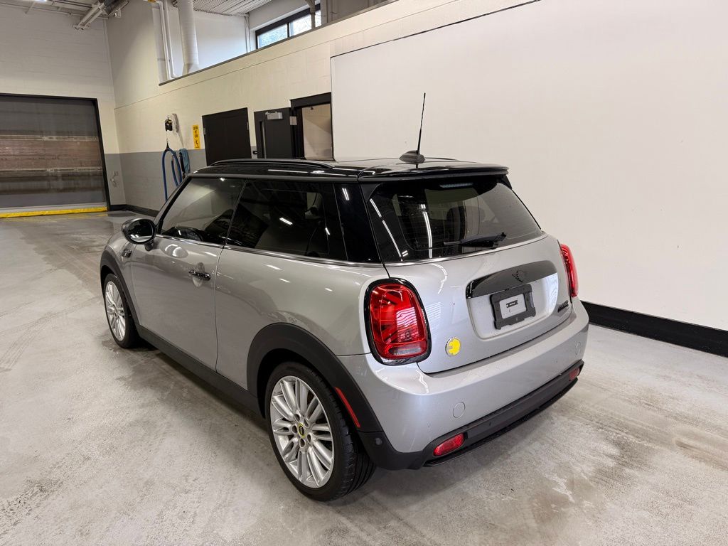 Thumbnail: 2024 MINI Cooper - 3