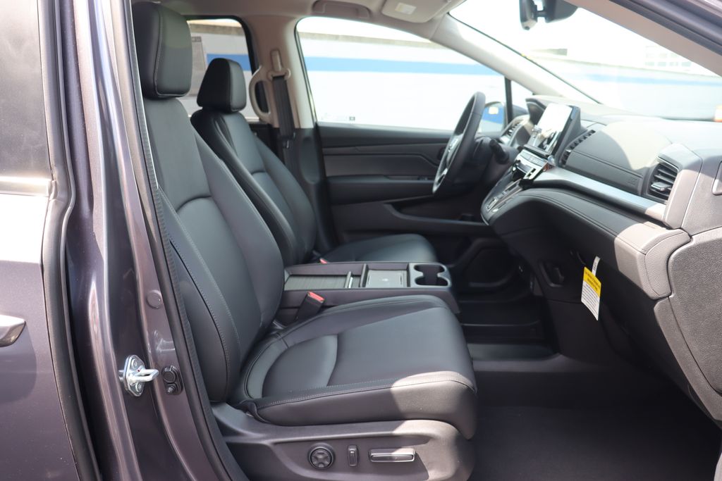 Thumbnail: 2026 Honda Odyssey - 21