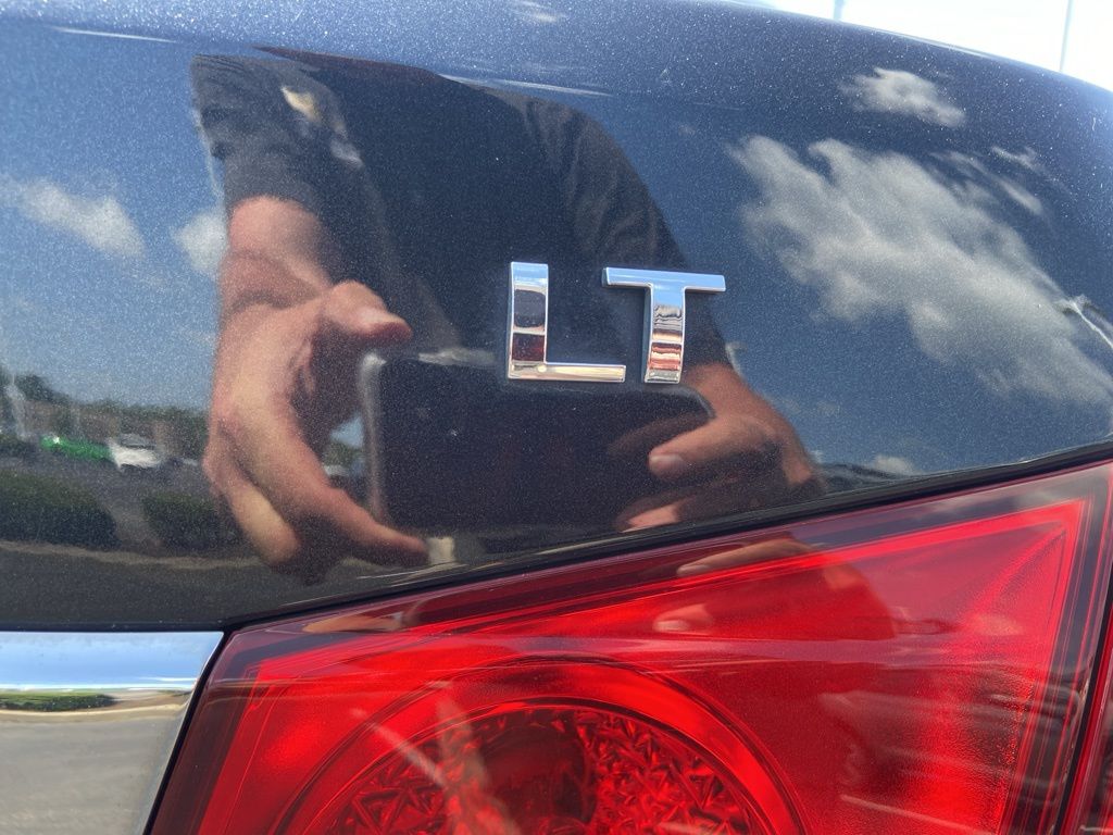 Thumbnail: 2014 Chevrolet Cruze - 11