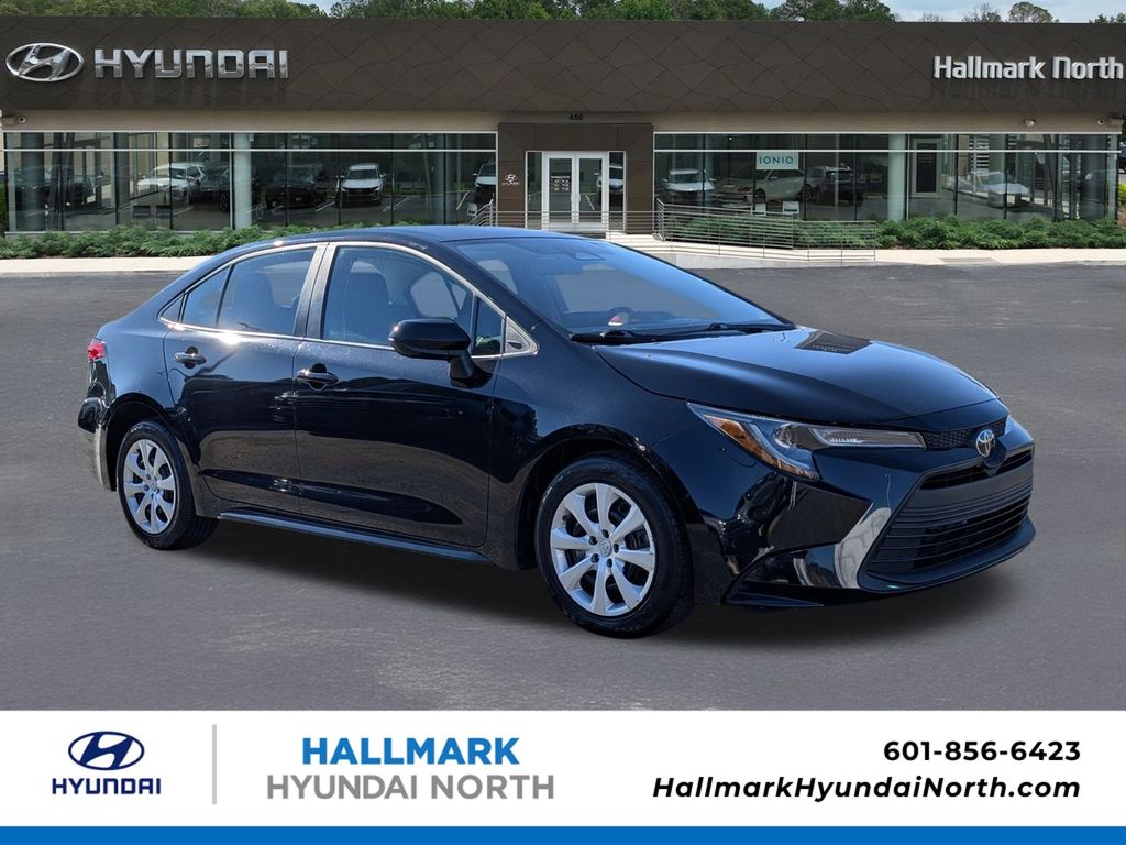 2023 Toyota Corolla LE FWD