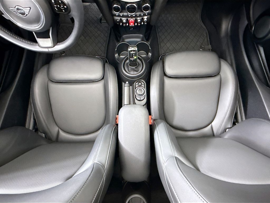 Thumbnail: 2022 MINI Cooper - 16