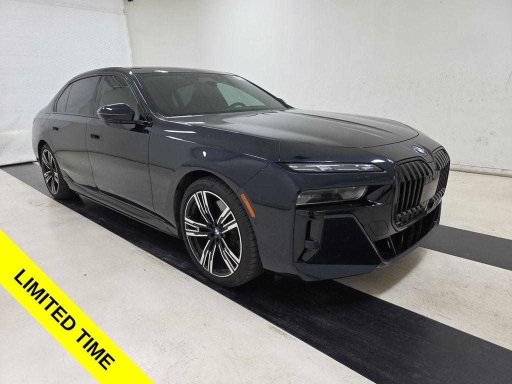 Carbon Black Metallic 2023 BMW i7 Sedan All-Wheel Drive Automatic