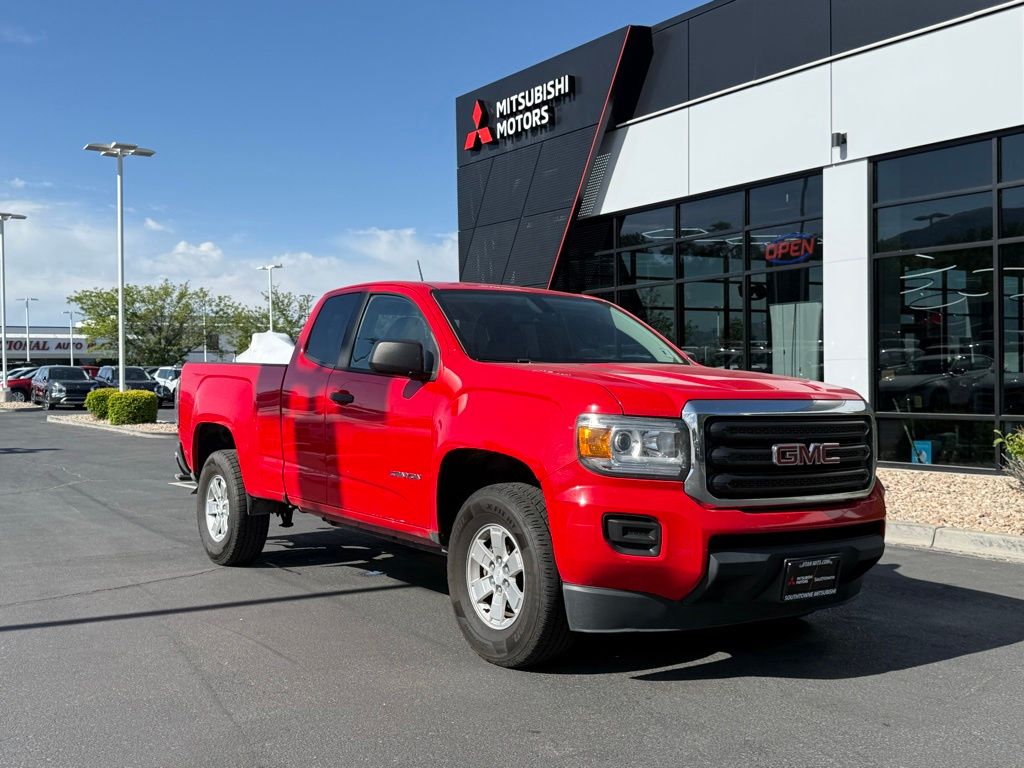 Cardinal Red 2017 GMC Canyon Ext. Cab LB Pickup Truck 4X2 6-Speed Automatic