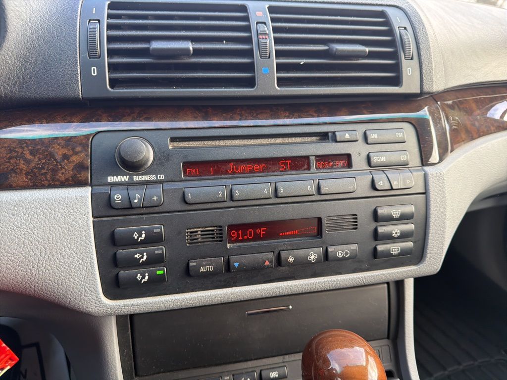 Thumbnail: 2001 BMW 3 Series - 21