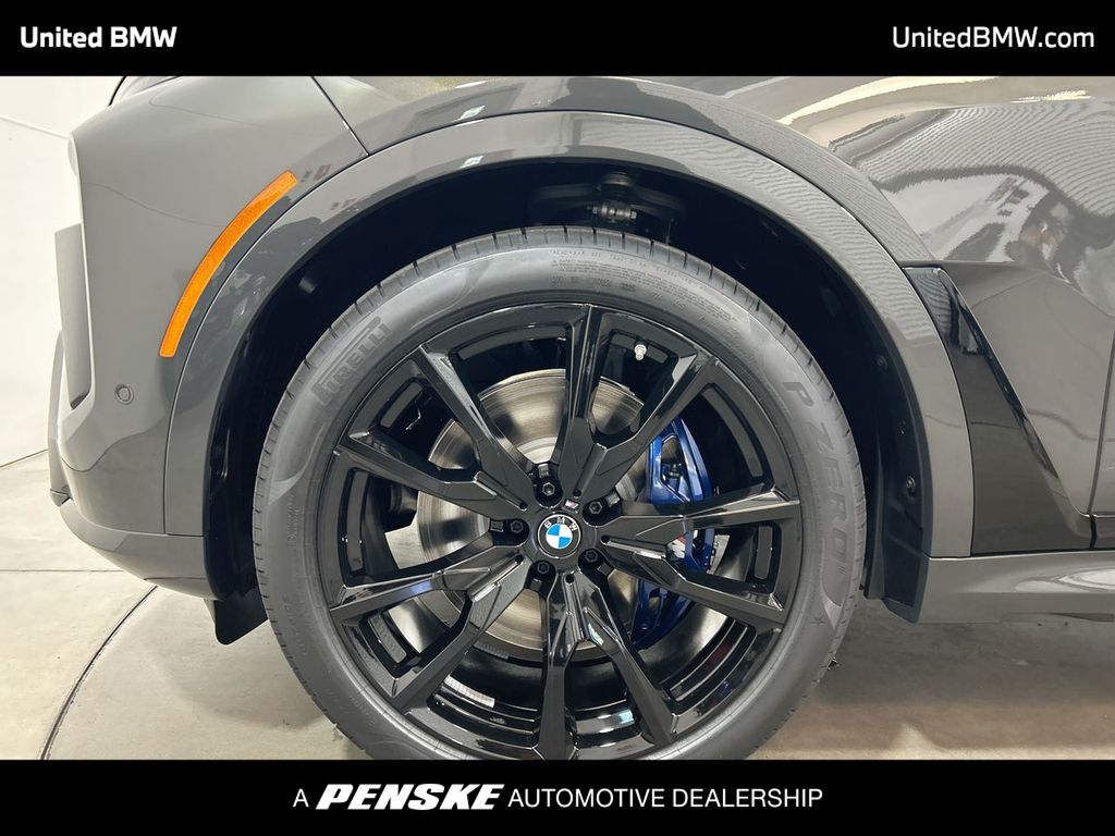 Thumbnail: 2026 BMW X7 - 10