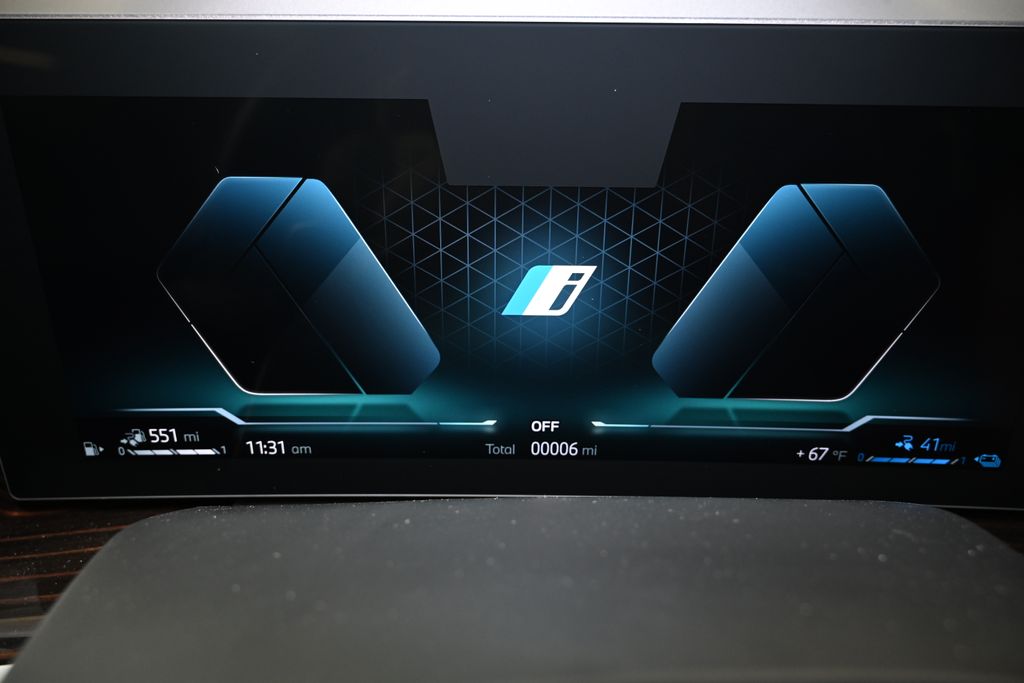 Thumbnail: 2026 BMW X5 - 27