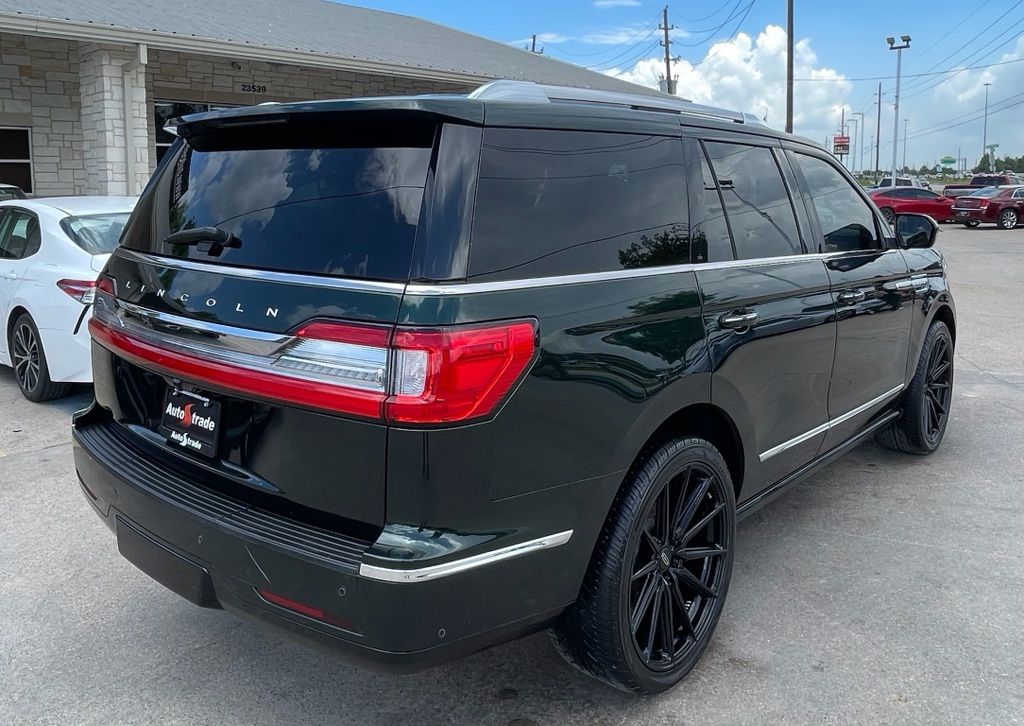 2021 Lincoln Navigator Reserve Green at Traditions Chevrolet