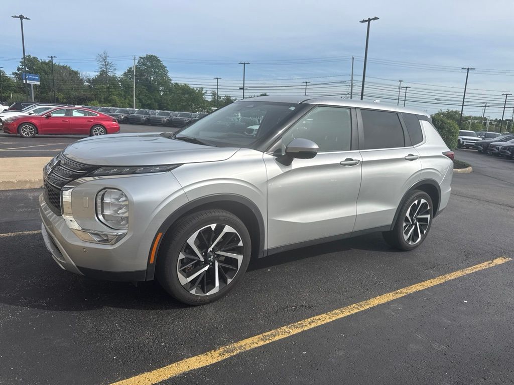 used 2022 Mitsubishi Outlander car, priced at $21,373