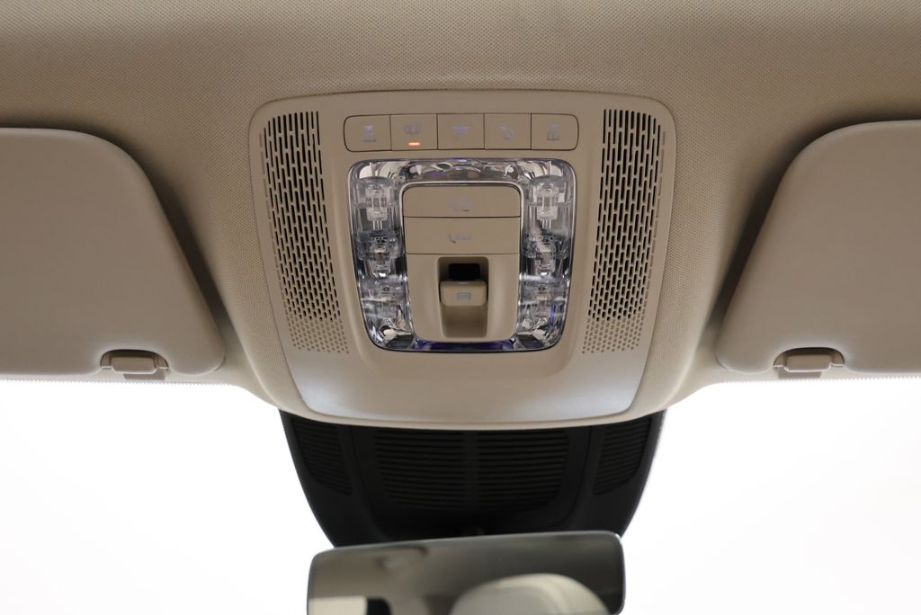 Thumbnail: 2026 Mercedes-Benz GLE - 16