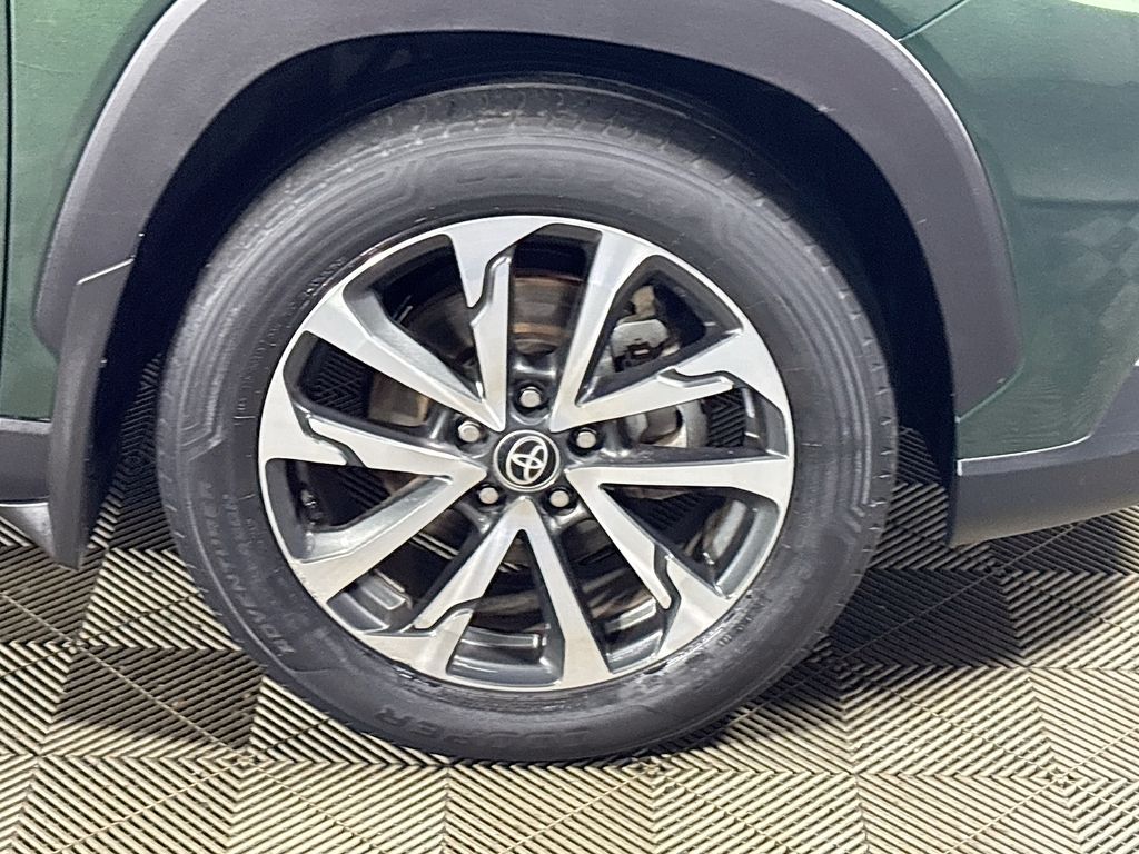 2022 Toyota Corolla Cross XLE