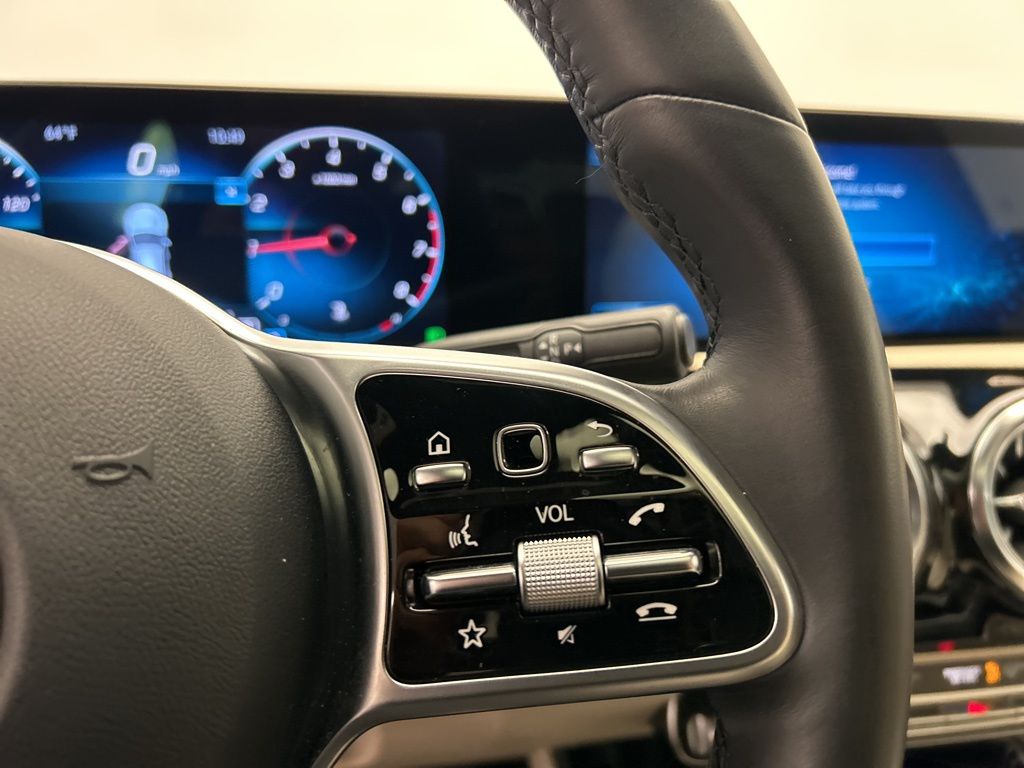 Thumbnail: 2022 Mercedes-Benz CLA - 15