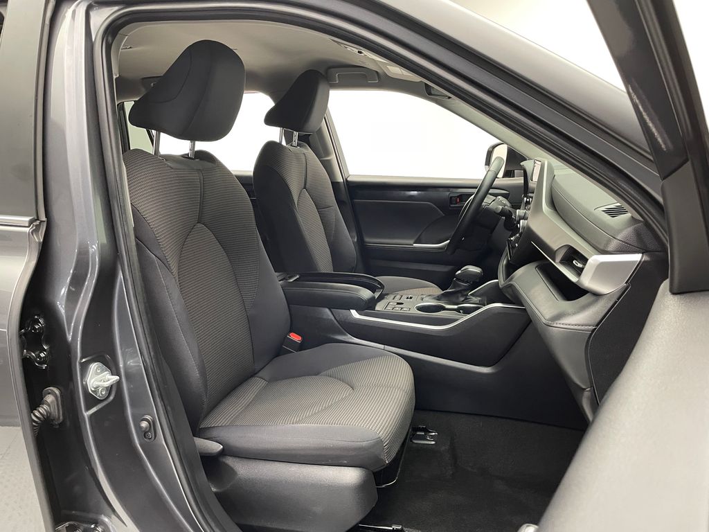 2023 Toyota Highlander XSE 18