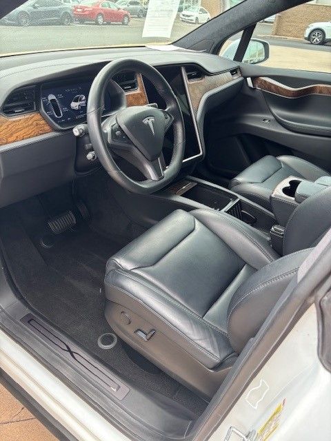 Thumbnail: 2019 Tesla Model X - 9
