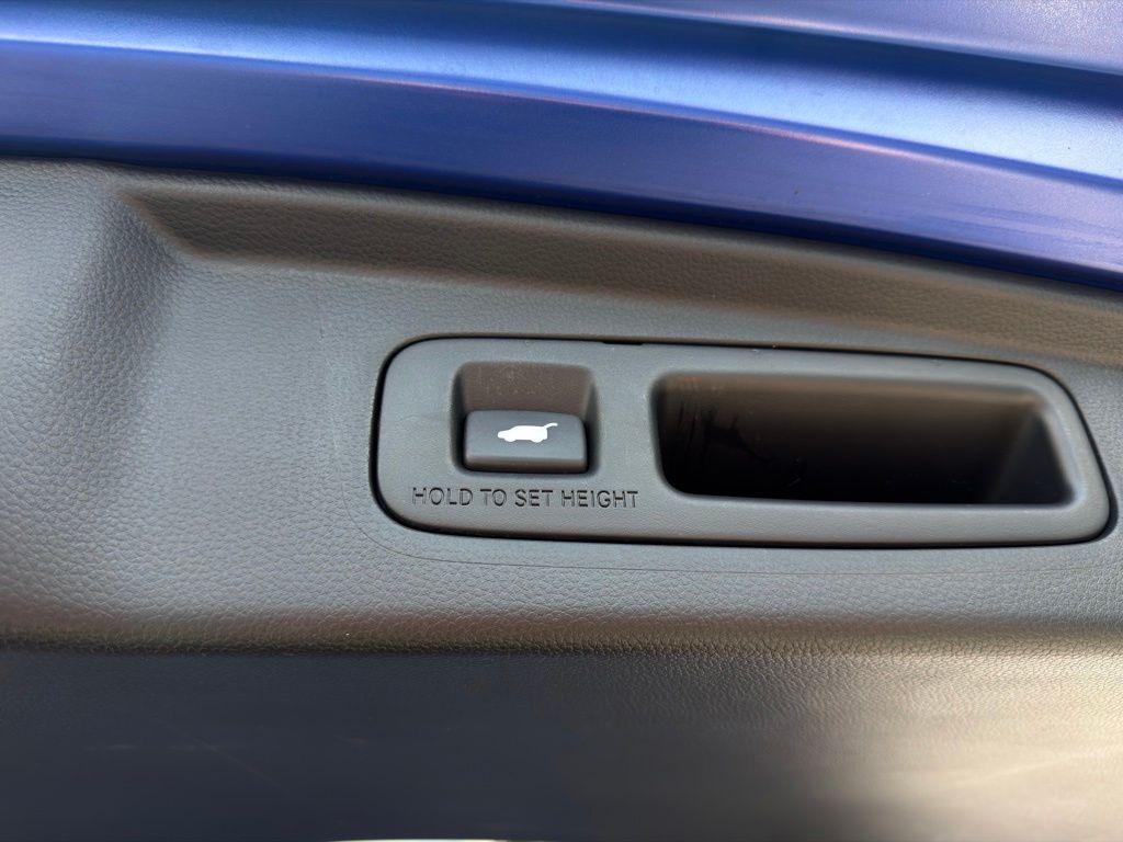 Thumbnail: 2023 Honda CR-V - 22